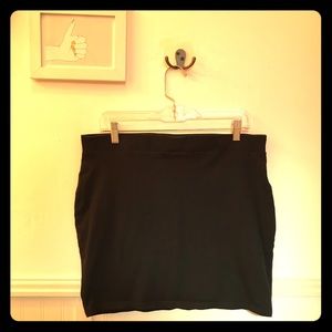 H&M DIVIDED black knit mini skirt sz large